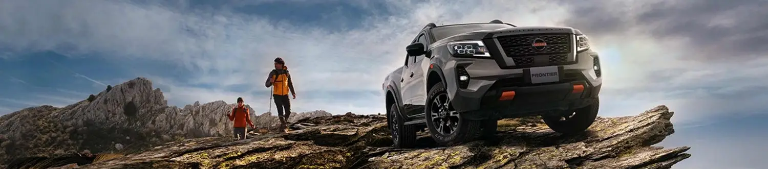 Nissan Frontier 2022-2026 Owner's Manual